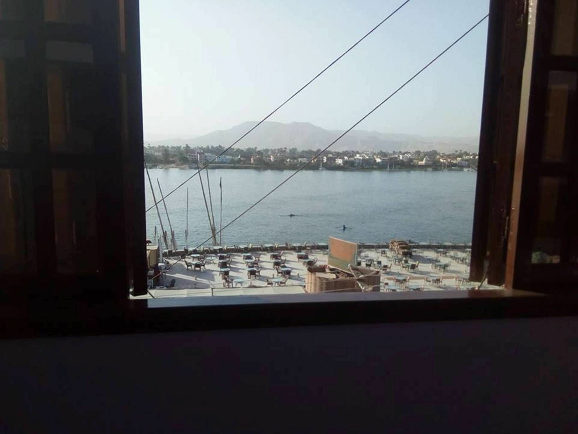 Corniche El Nile Flat Apartment Luxor Exterior photo