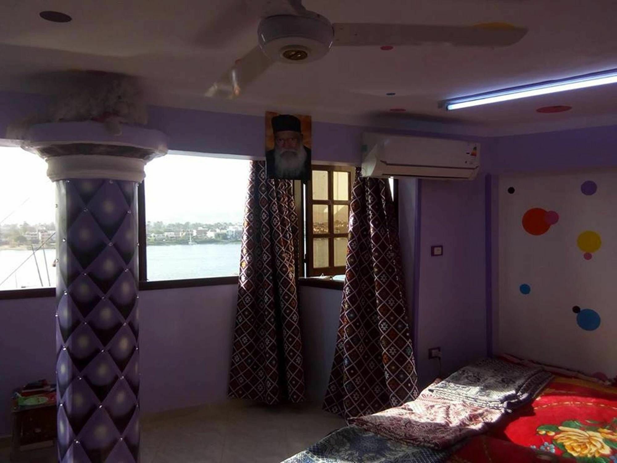 Corniche El Nile Flat Apartment Luxor Exterior photo
